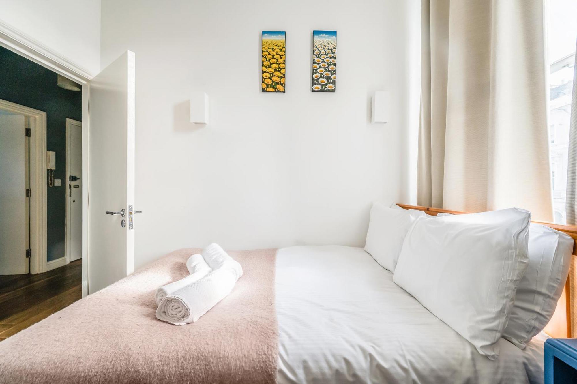 Apartament Pass The Keys Notting Hill Hideaway